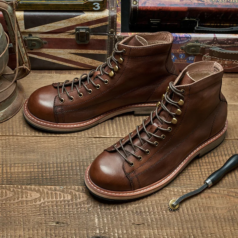 اليدوية البريطانية كبيرة الحجم - مراجعة Leatherwork Boots وسعره