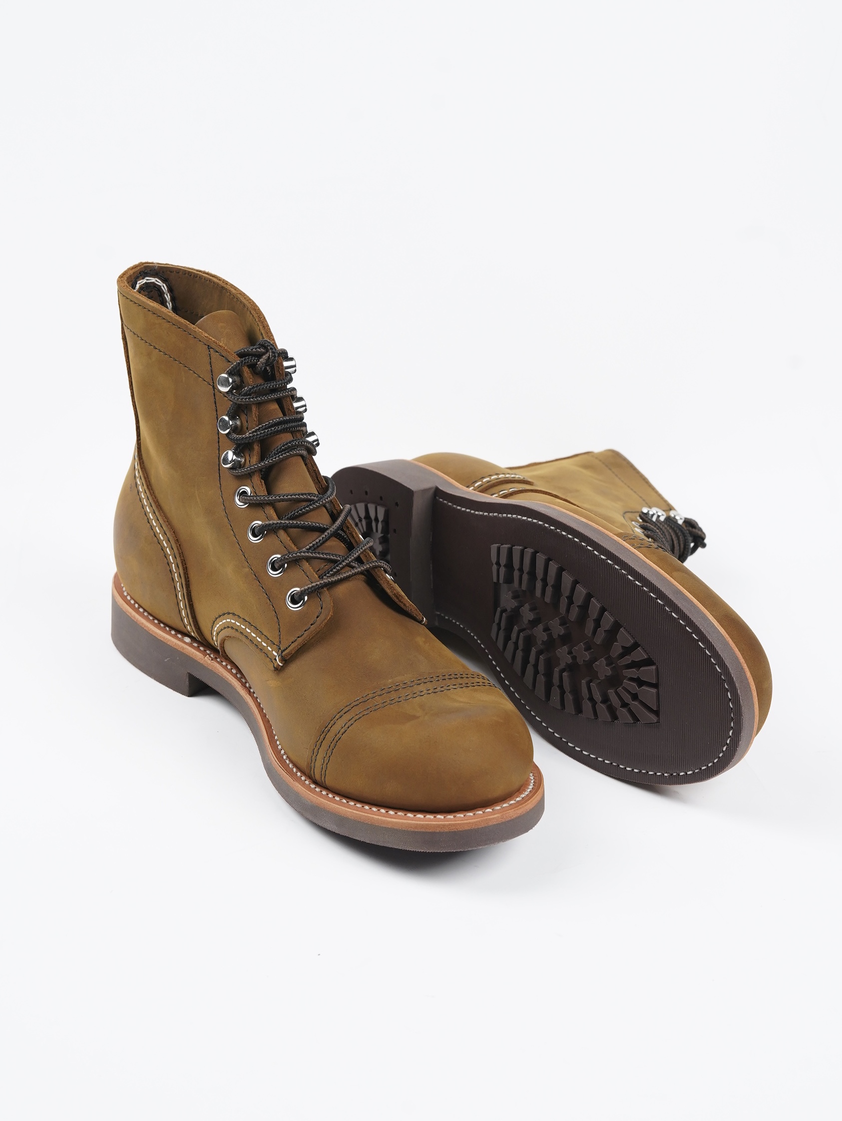 أحذية رجالية جلد طبيعي بتصميم  - مراجعة Leatherwork Boots وسعره
